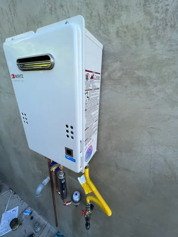 Tankless water heater installation for Hometown Lake Worth Village homes